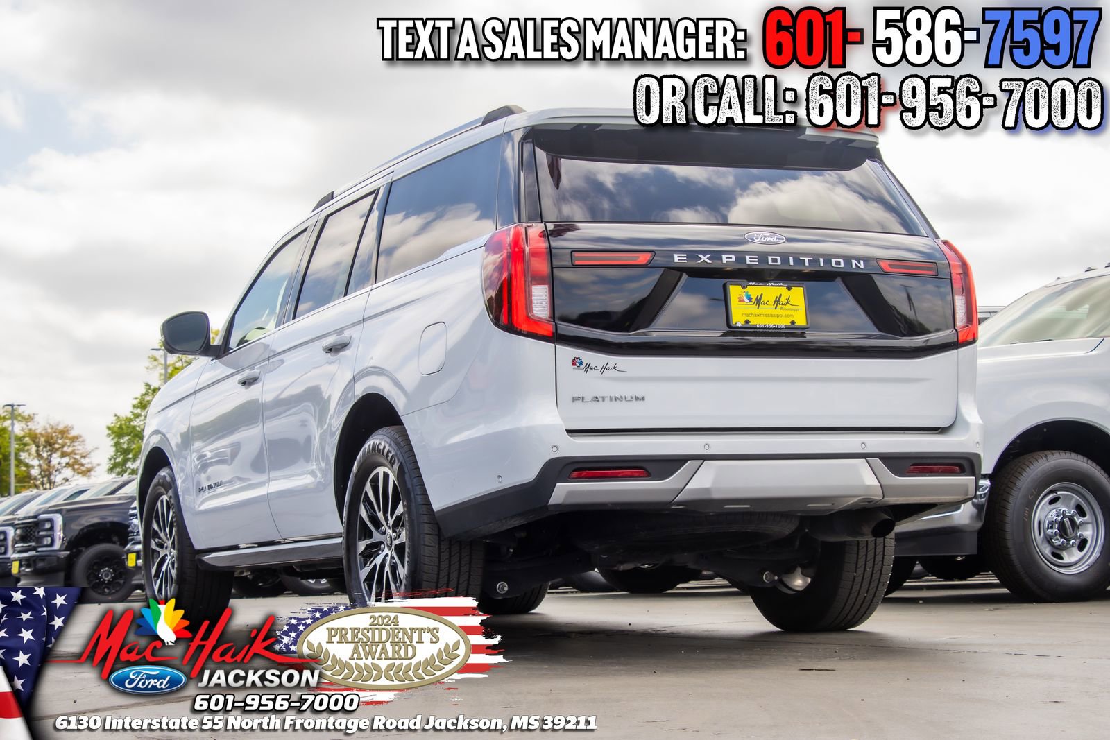 Certified 2025 Ford Expedition Platinum AWD/4WD image 4