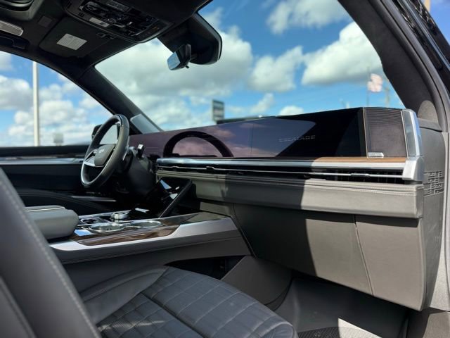 Used 2026 Cadillac Escalade Platinum Sport w/ LPO, Floor Liner Package image 34
