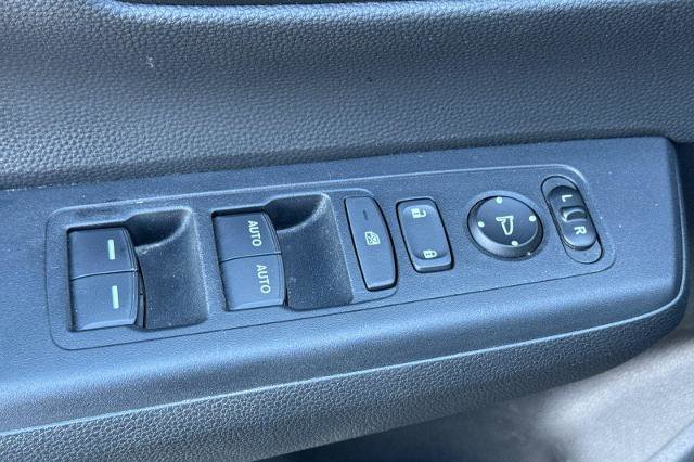 Used 2023 Honda CR-V EX image 10