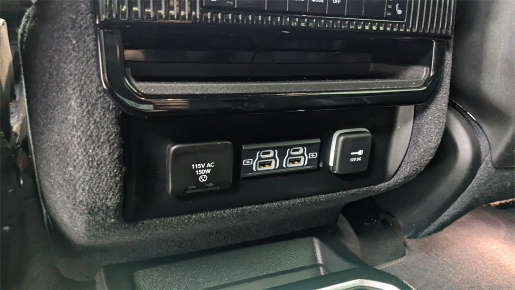 Used 2024 Jeep Wagoneer Series III image 40