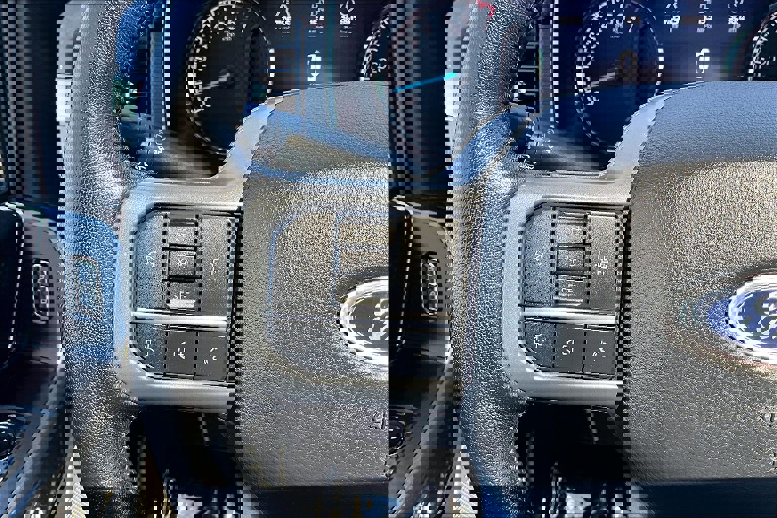 Certified 2022 Ford F150 XLT w/ Equipment Group 302A High image 19