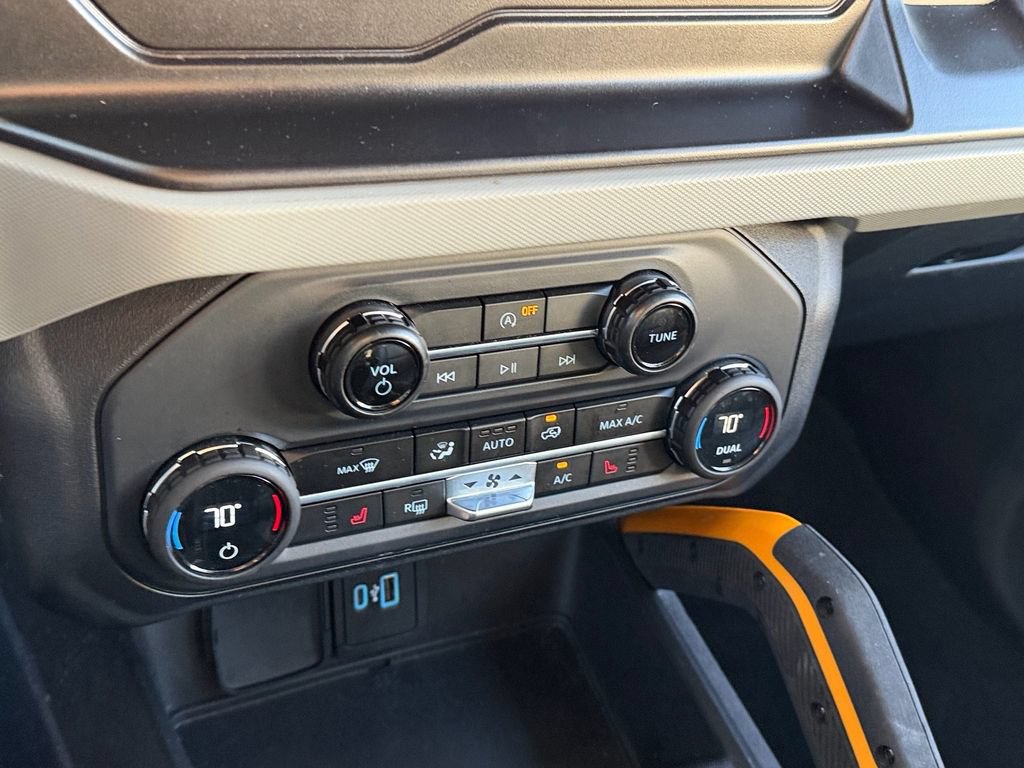 Certified 2023 Ford Bronco Badlands AWD/4WD image 19