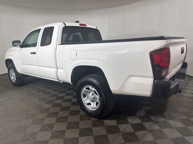 Used 2021 Toyota Tacoma SR image 3