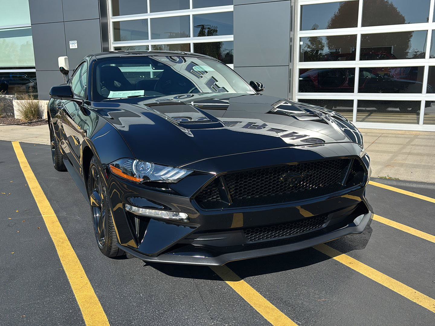 Certified 2022 Ford Mustang GT Premium w/ Equipment Group 401A RWD image 4