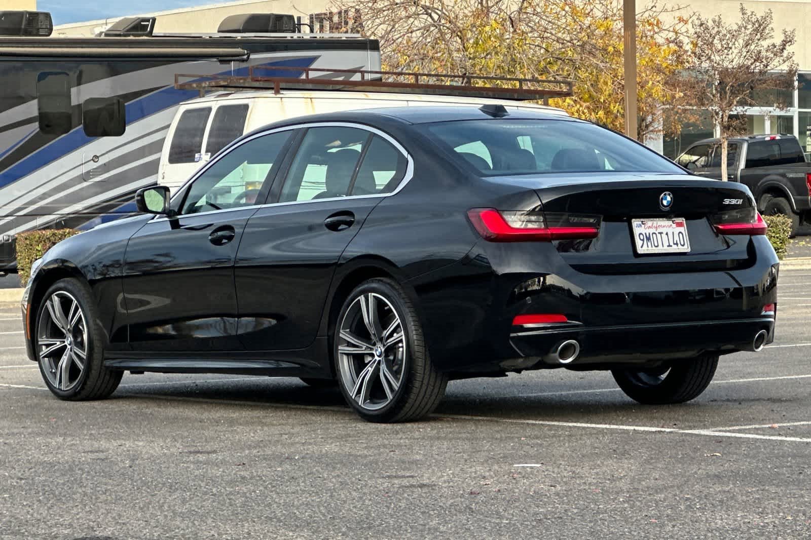 Used 2024 BMW 330i Sedan w/ Convenience Package image 7