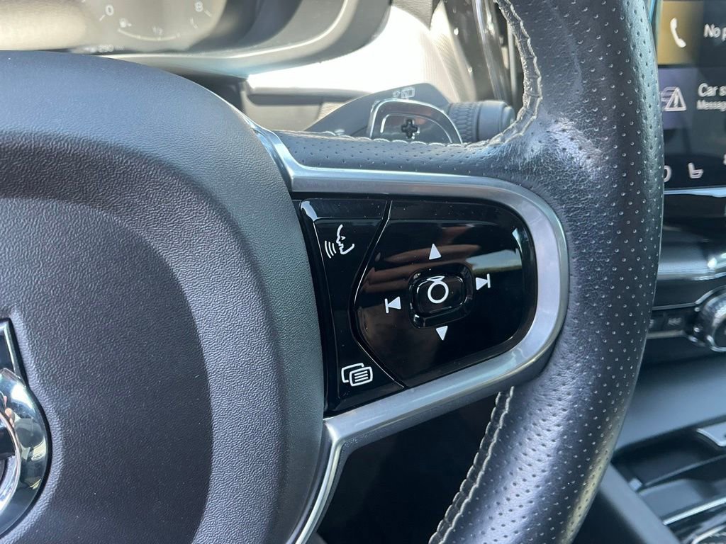 Used 2018 Volvo XC60 T6 R-Design w/ Convenience Package AWD/4WD image 31