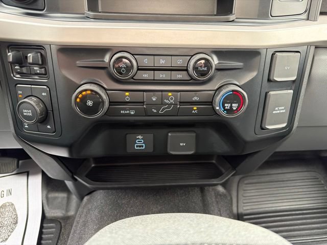 Certified 2023 Ford F350 XLT w/ 360-Degree Camera Package AWD/4WD image 15