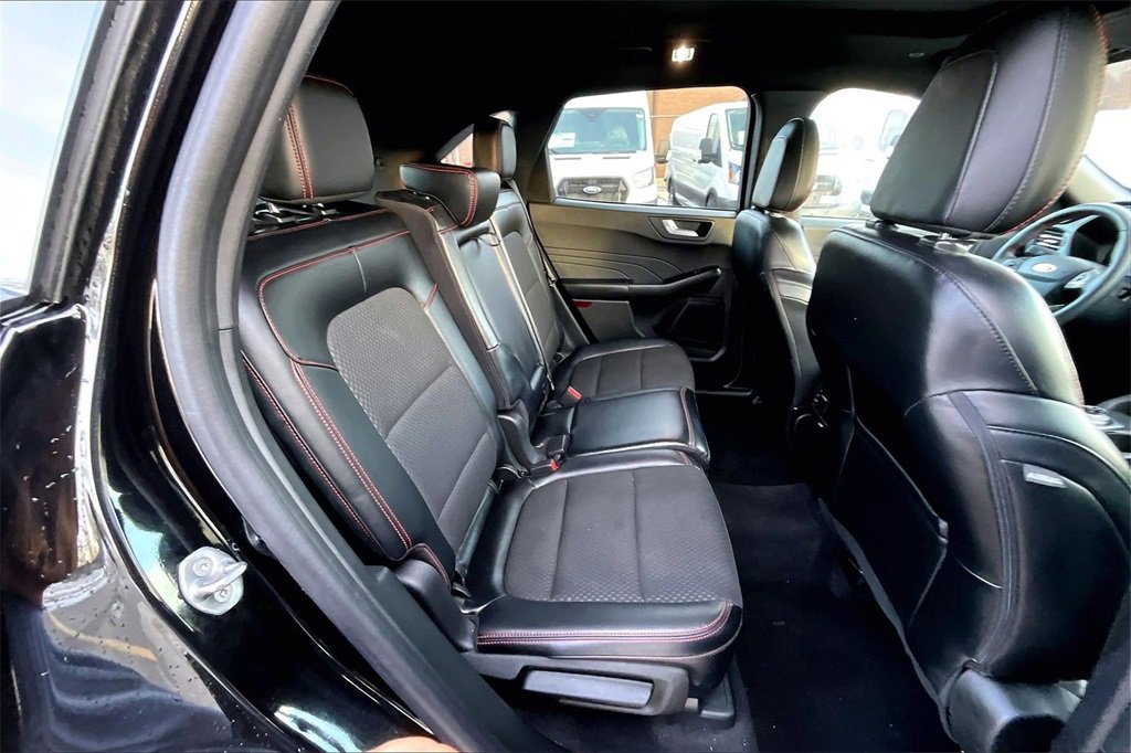 Certified 2023 Ford Escape ST-Line w/ Tech Pack #1 image 26