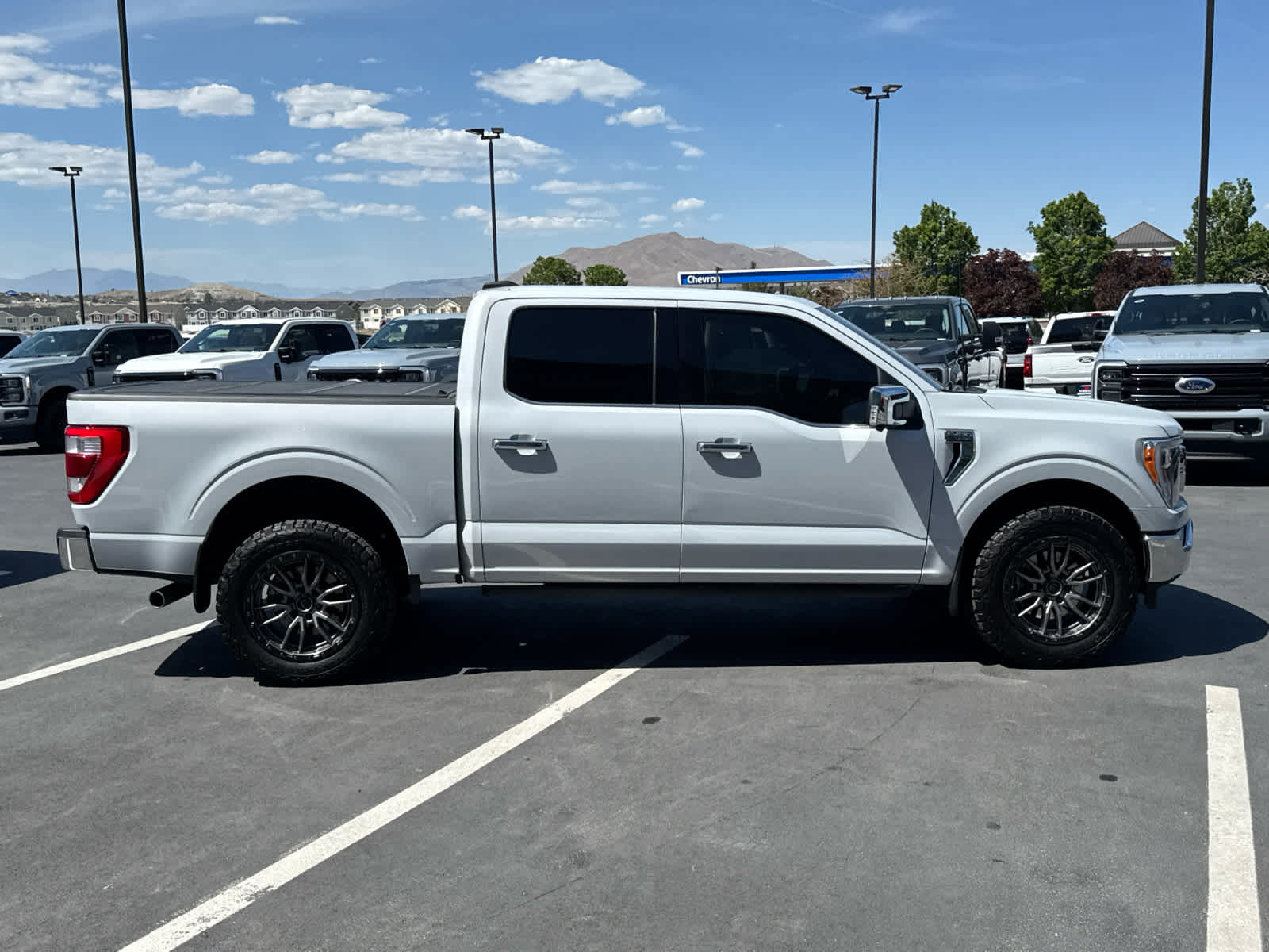 Certified 2022 Ford F150 Lariat w/ Max Trailer Tow Package AWD/4WD image 7