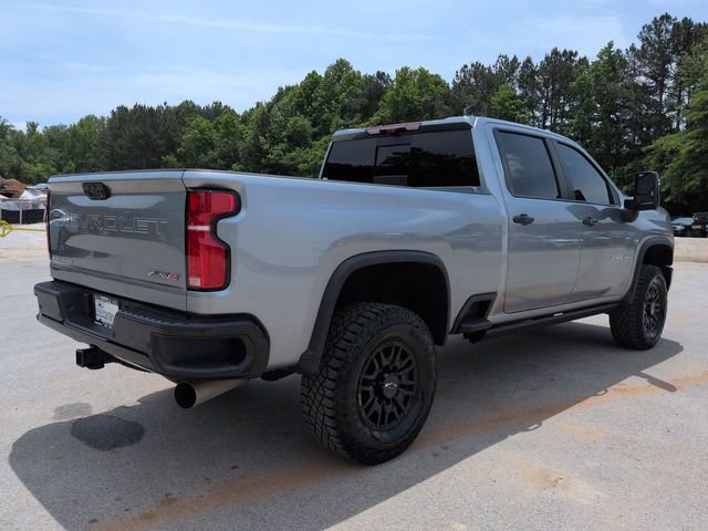 Used 2025 Chevrolet Silverado 2500 ZR2 w/ Technology Package AWD/4WD image 4