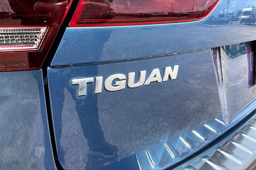 Used 2020 Volkswagen Tiguan S image 21