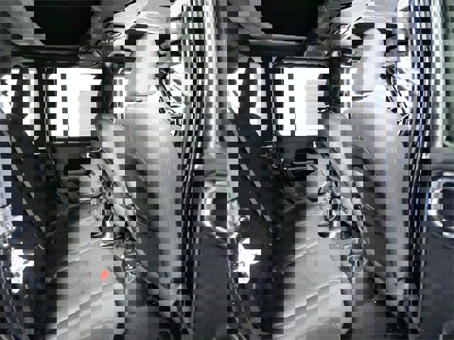 Used 2021 Jeep Wrangler Unlimited Sport image 12