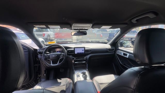 Certified 2023 Ford Explorer ST-Line image 18