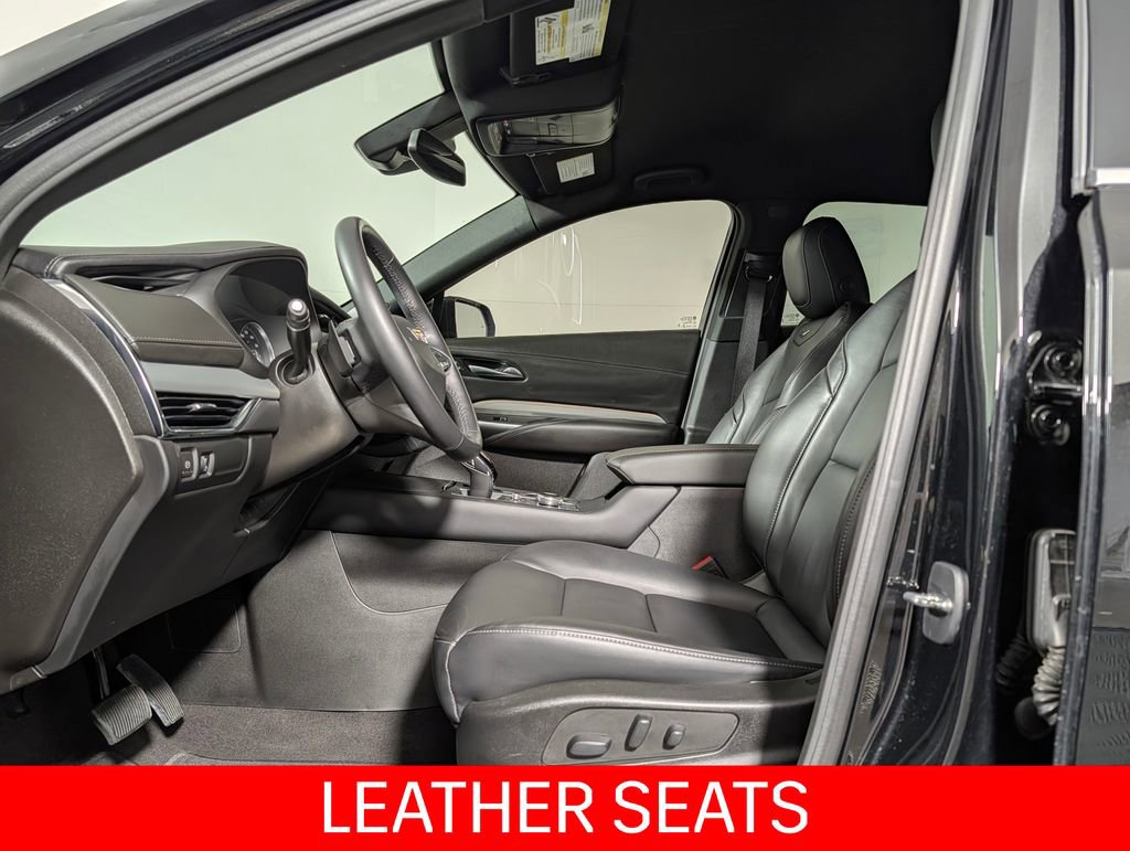 Used 2023 Cadillac XT4 Premium Luxury w/ Driver Assist Package FWD image 10