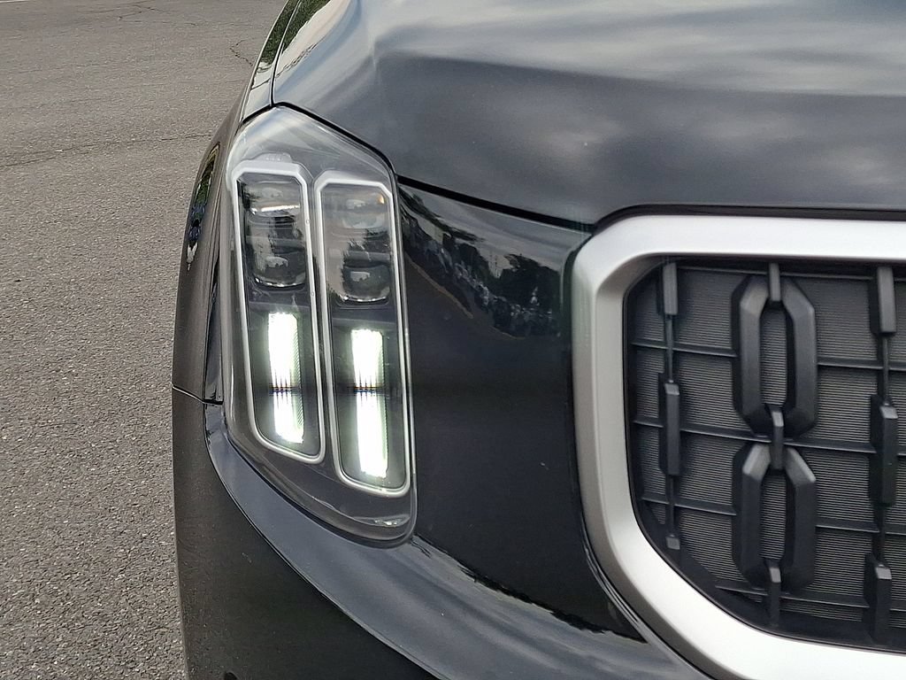 Used 2023 Kia Telluride EX AWD/4WD image 12