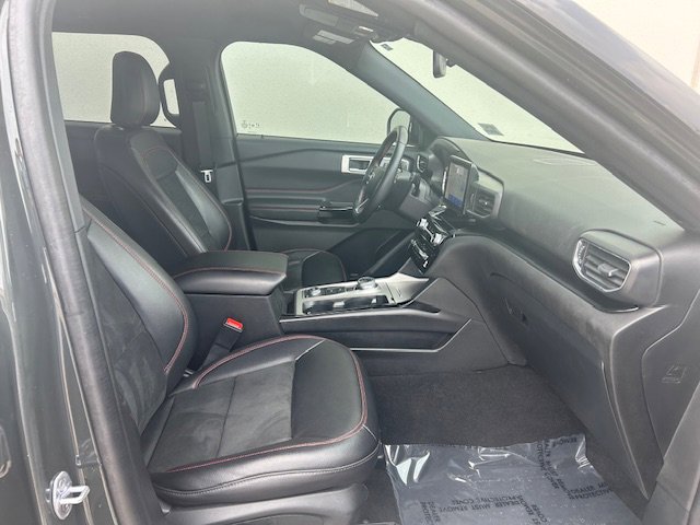 Certified 2023 Ford Explorer ST-Line AWD/4WD image 4