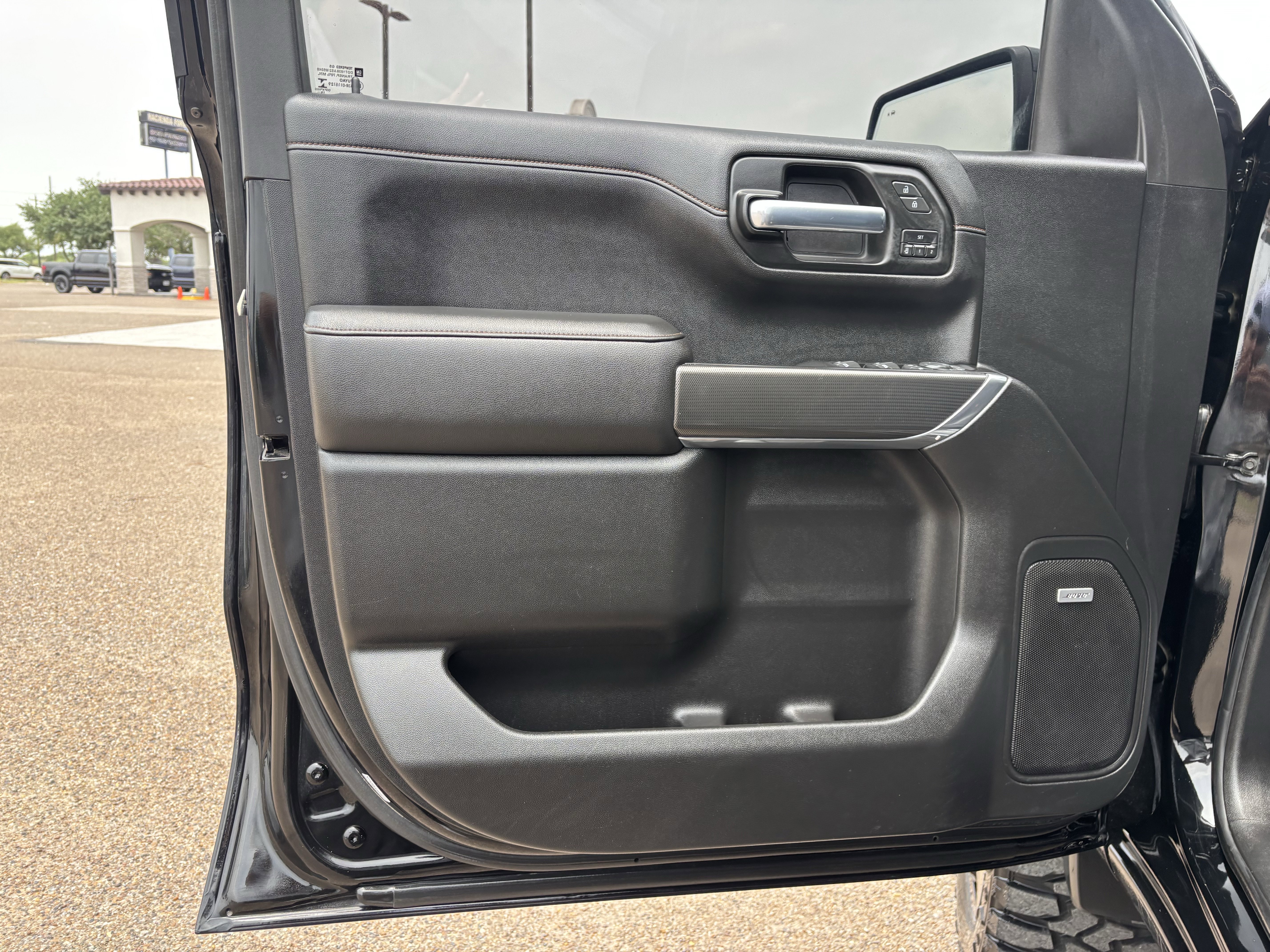 Used 2020 GMC Sierra 1500 AT4 w/ AT4 Premium Package AWD/4WD image 9