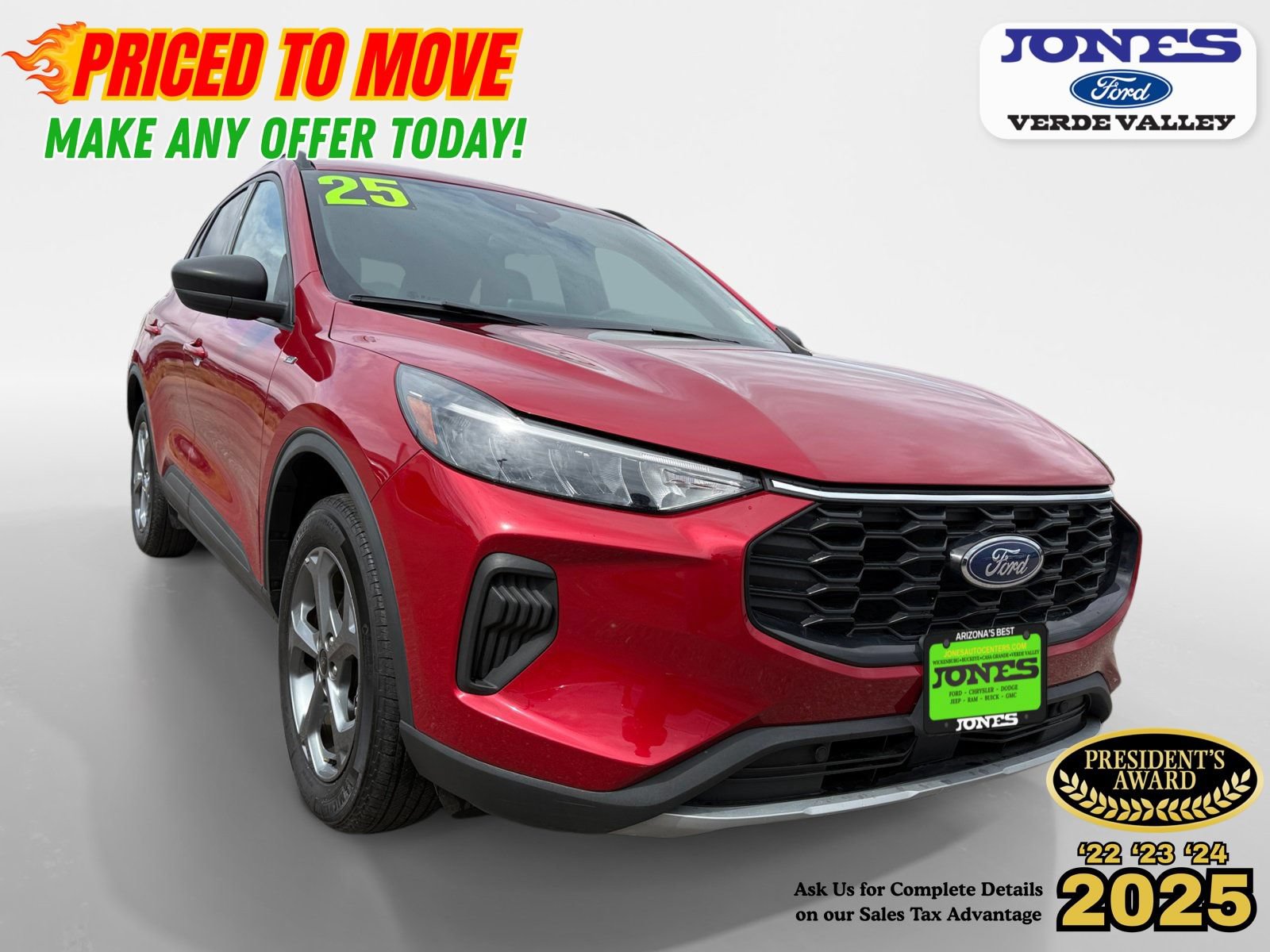 Certified 2025 Ford Escape ST-Line AWD/4WD image 9