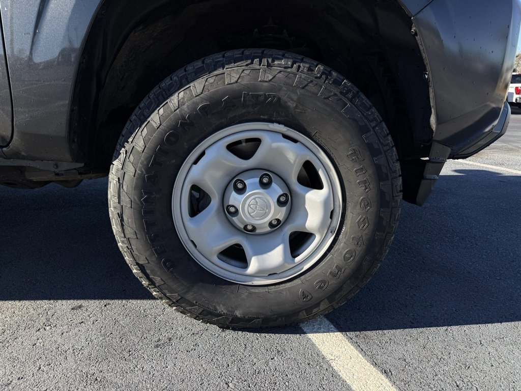 Used 2023 Toyota Tacoma SR image 32