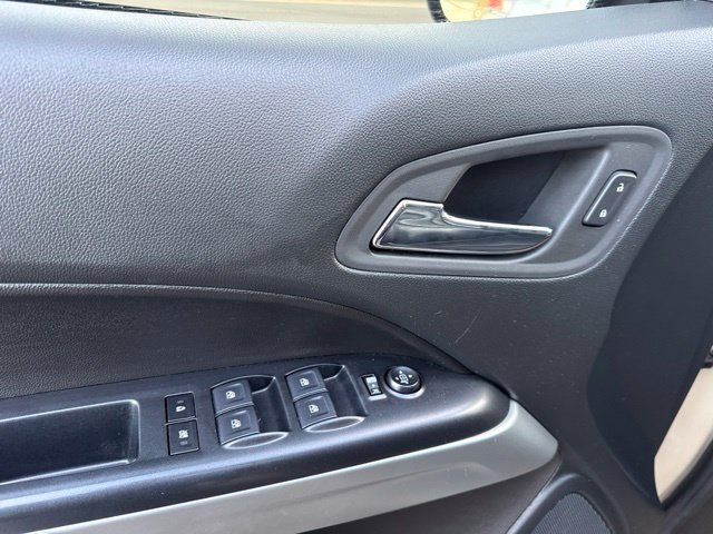 Used 2022 Chevrolet Colorado ZR2 AWD/4WD image 16