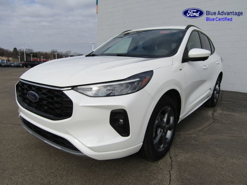 Certified 2023 Ford Escape ST-Line Select w/ Tech Pack #2 AWD/4WD image 44