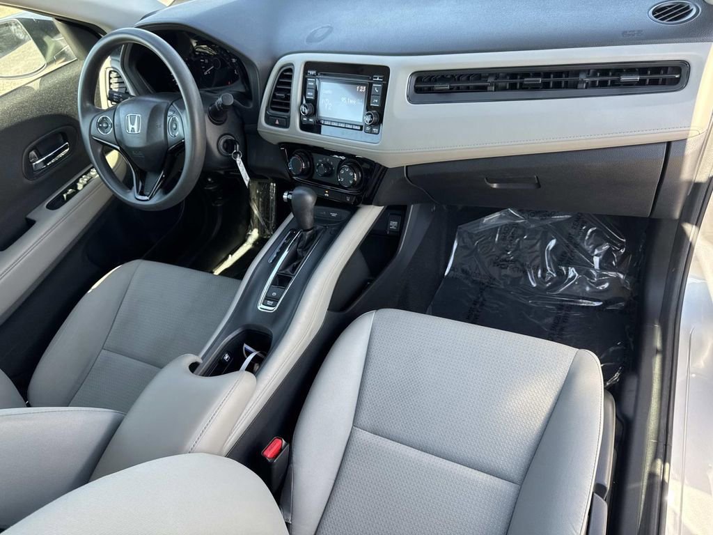 Used 2019 Honda HR-V LX image 30
