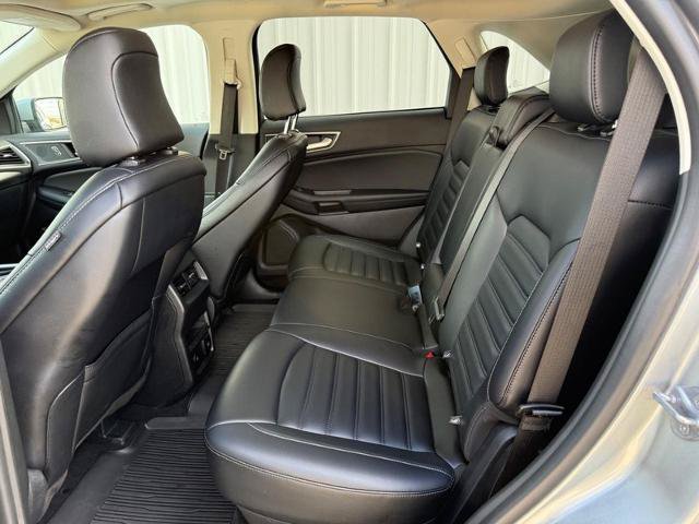 Certified 2024 Ford Edge SEL w/ Convenience Package AWD/4WD image 9