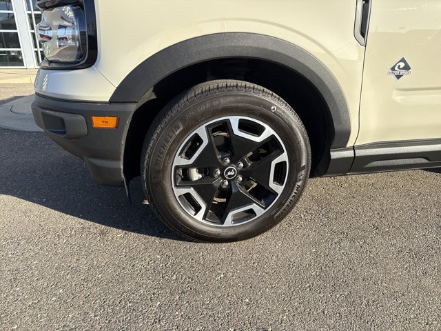 Certified 2024 Ford Bronco Sport Outer Banks w/ Tech Package AWD/4WD image 9