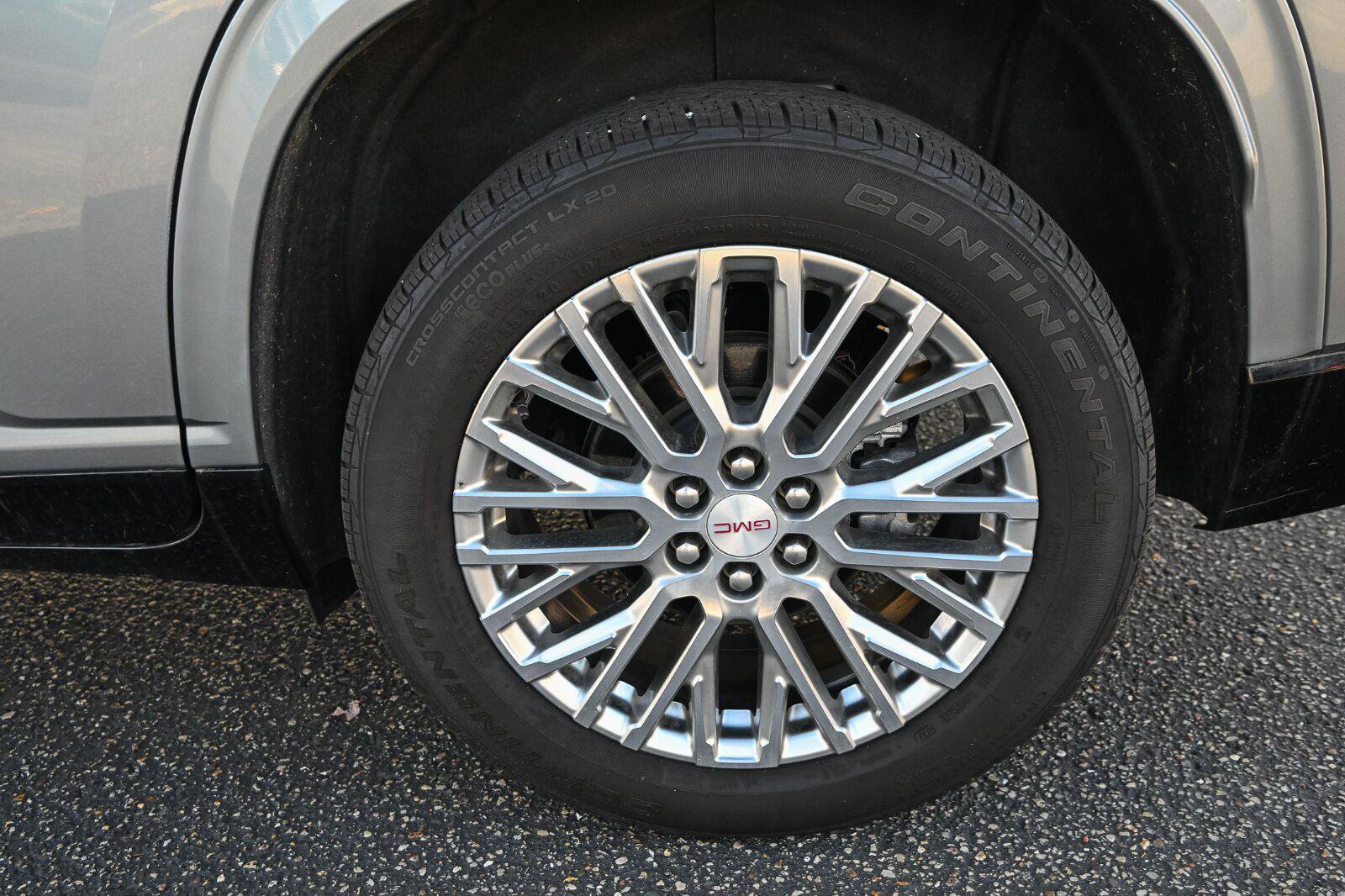 Used 2024 GMC Acadia Denali AWD/4WD image 24