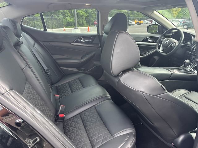 Used 2020 Nissan Maxima Platinum w/ Sport Mat Group image 10