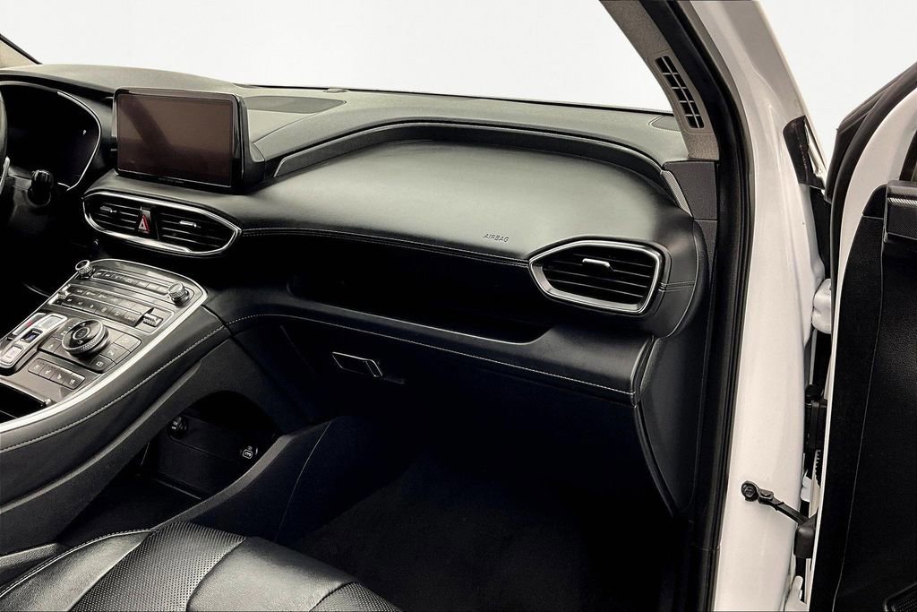 Used 2022 Hyundai Santa Fe Limited image 17