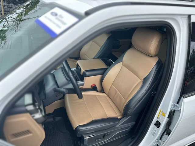 Certified 2024 Ford F250 Lariat w/ Lariat Ultimate Package AWD/4WD image 12