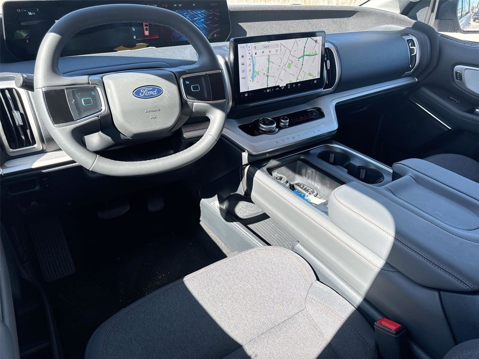 Certified 2025 Ford Expedition Active RWD image 31
