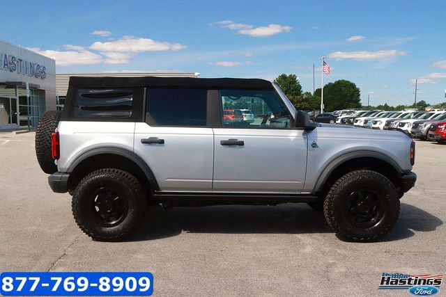 Certified 2022 Ford Bronco Black Diamond AWD/4WD image 4
