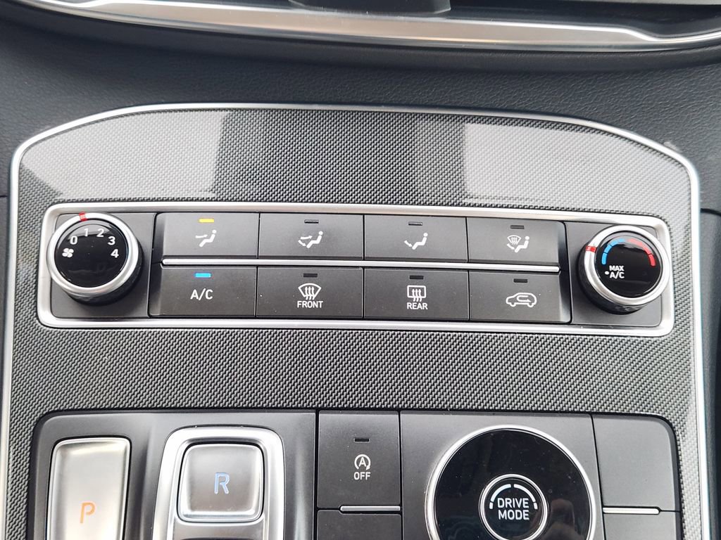 Used 2022 Hyundai Santa Fe SE image 18