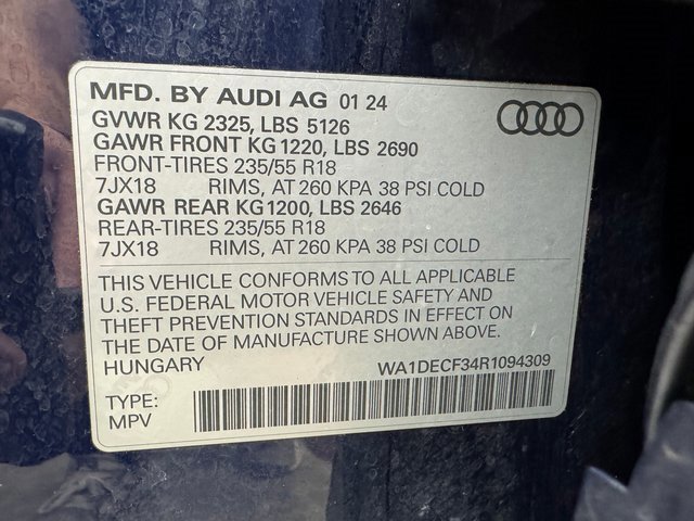 Used 2024 Audi Q3 2.0T Premium image 31