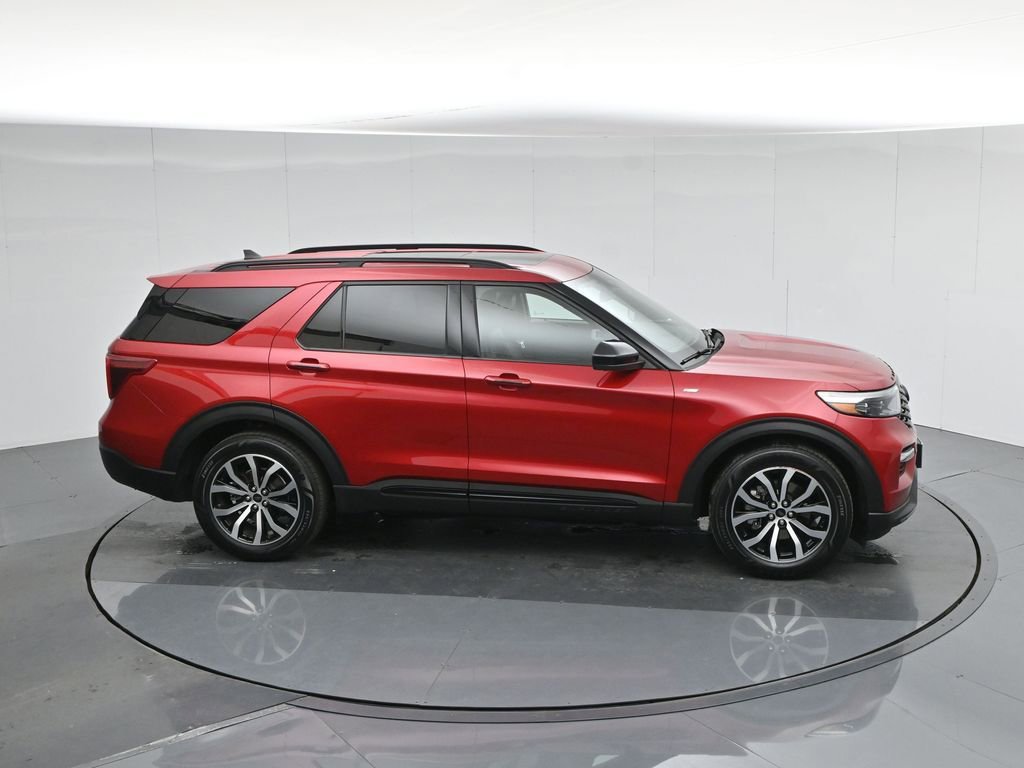 Certified 2022 Ford Explorer ST-Line w/ Class IV Trailer Tow Package image 58