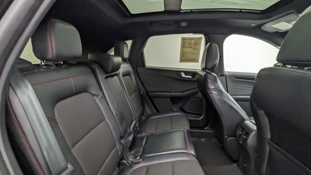 Certified 2023 Ford Escape ST-Line w/ Tech Pack #1 image 36