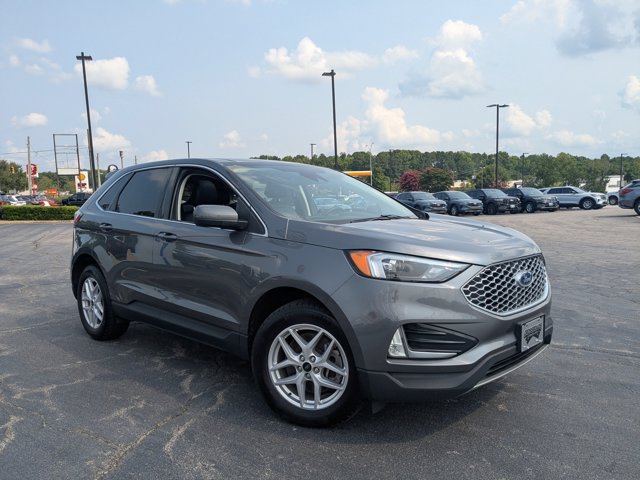 Certified 2023 Ford Edge SEL w/ Convenience Package AWD/4WD image 2