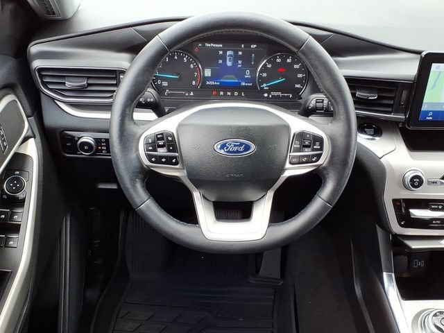 Certified 2023 Ford Explorer XLT w/ Equipment Group 202A AWD/4WD image 29