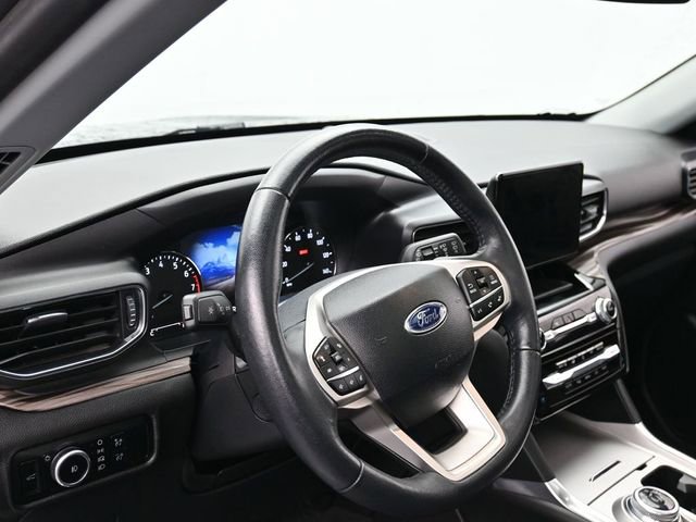 Certified 2023 Ford Explorer Limited w/ Equipment Group 301A image 14