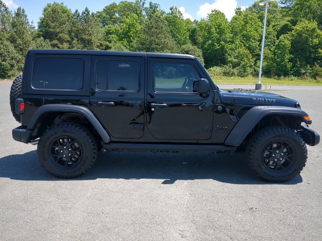 Used 2024 Jeep Wrangler Unlimited Sport AWD/4WD image 3