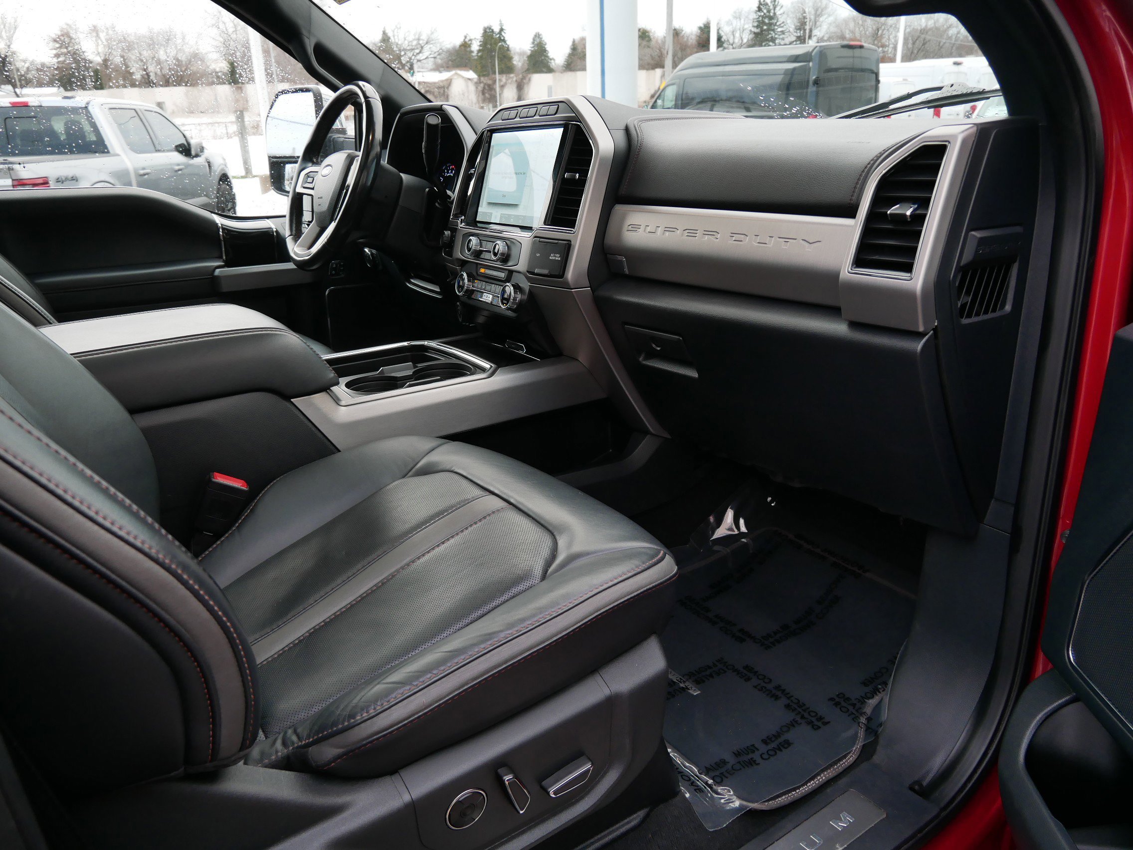 Certified 2022 Ford F350 Platinum w/ FX4 Off-Road Package image 26