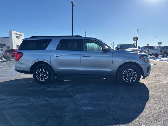 Certified 2024 Ford Expedition Max XLT image 4