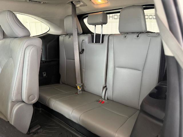 Used 2023 Toyota Highlander Platinum FWD image 10