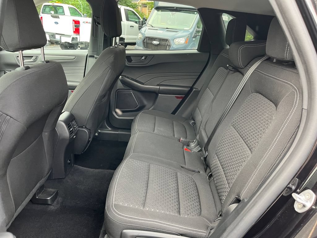Certified 2023 Ford Escape Active AWD/4WD image 19