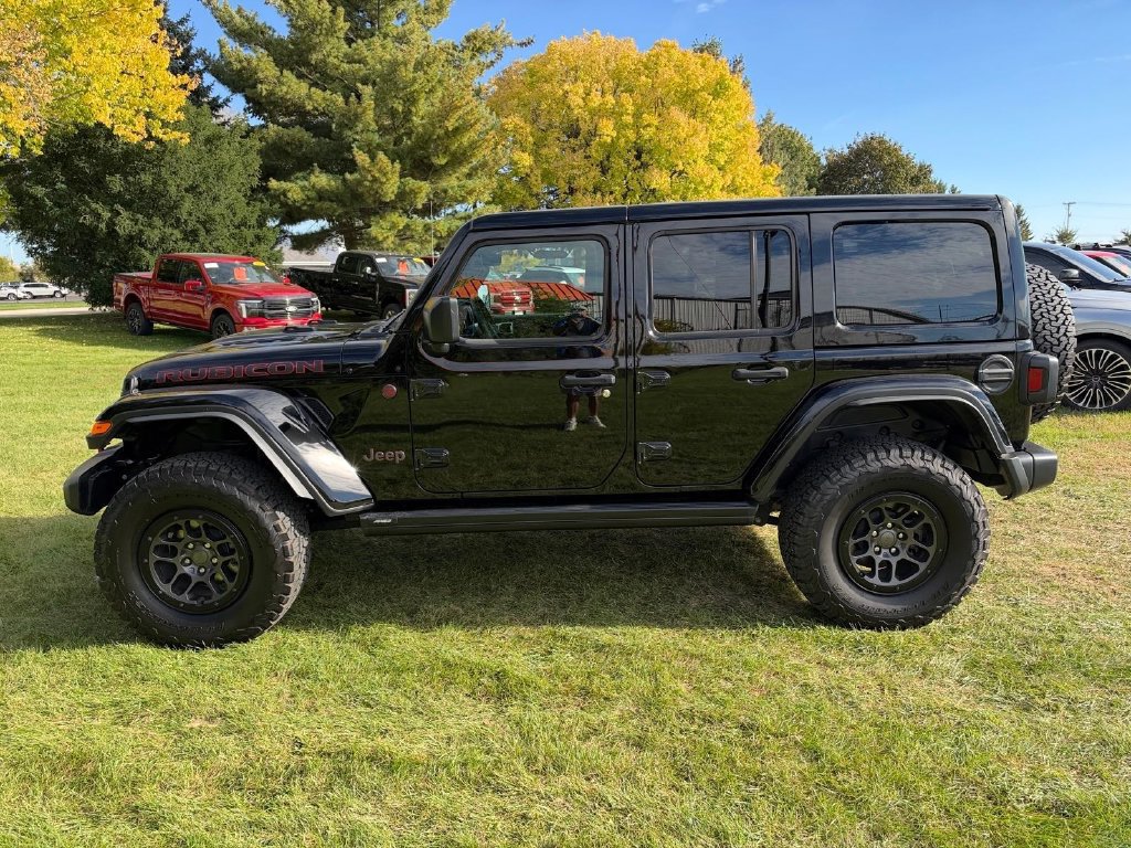 Used 2023 Jeep Wrangler Unlimited Rubicon w/ Xtreme 35 Tire Package AWD/4WD image 3