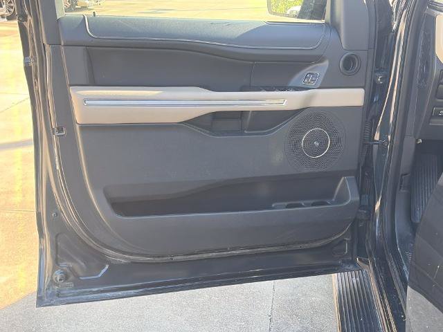 Certified 2024 Ford Expedition Limited AWD/4WD image 18