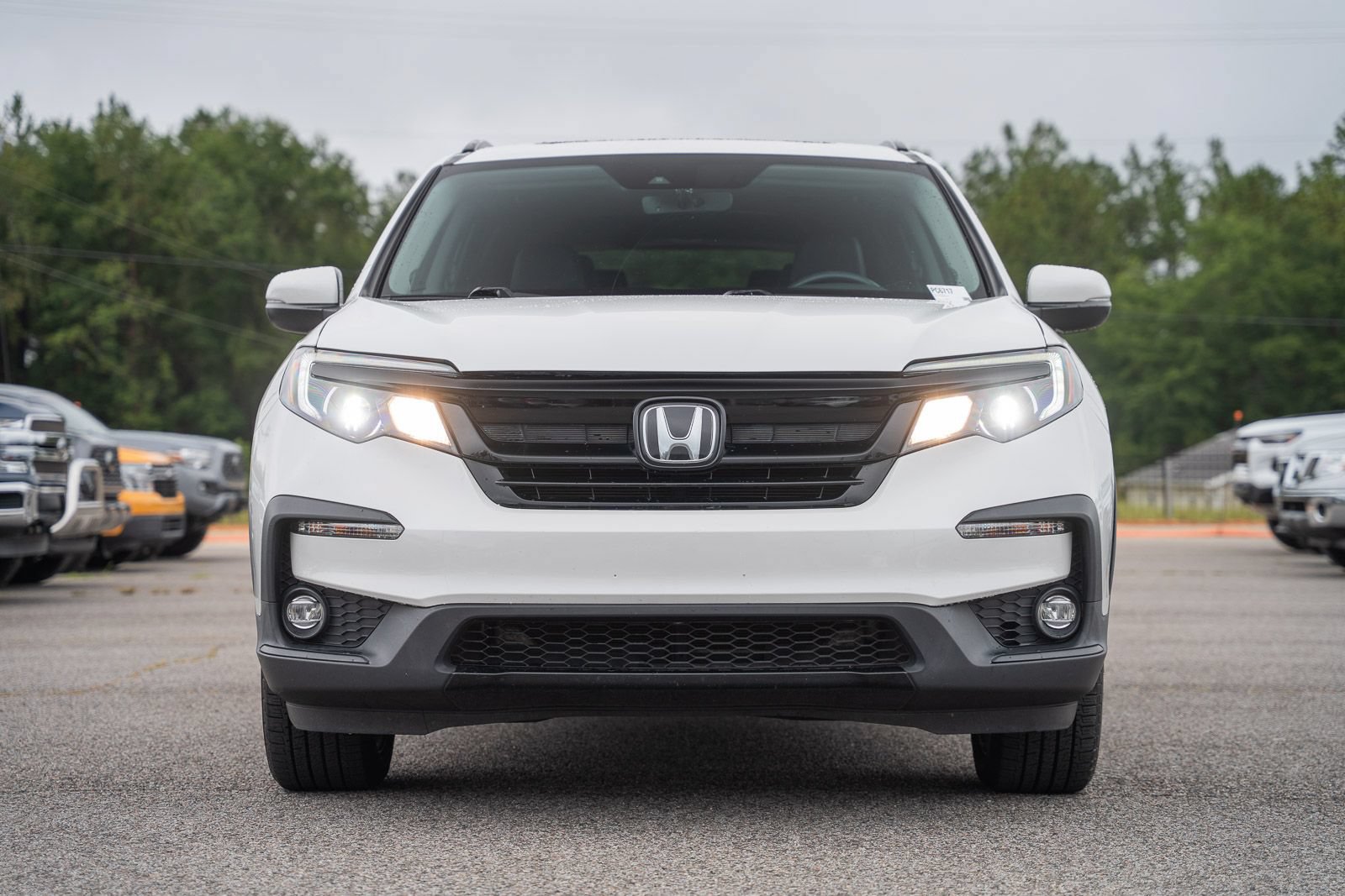 Used 2022 Honda Pilot Special Edition image 2