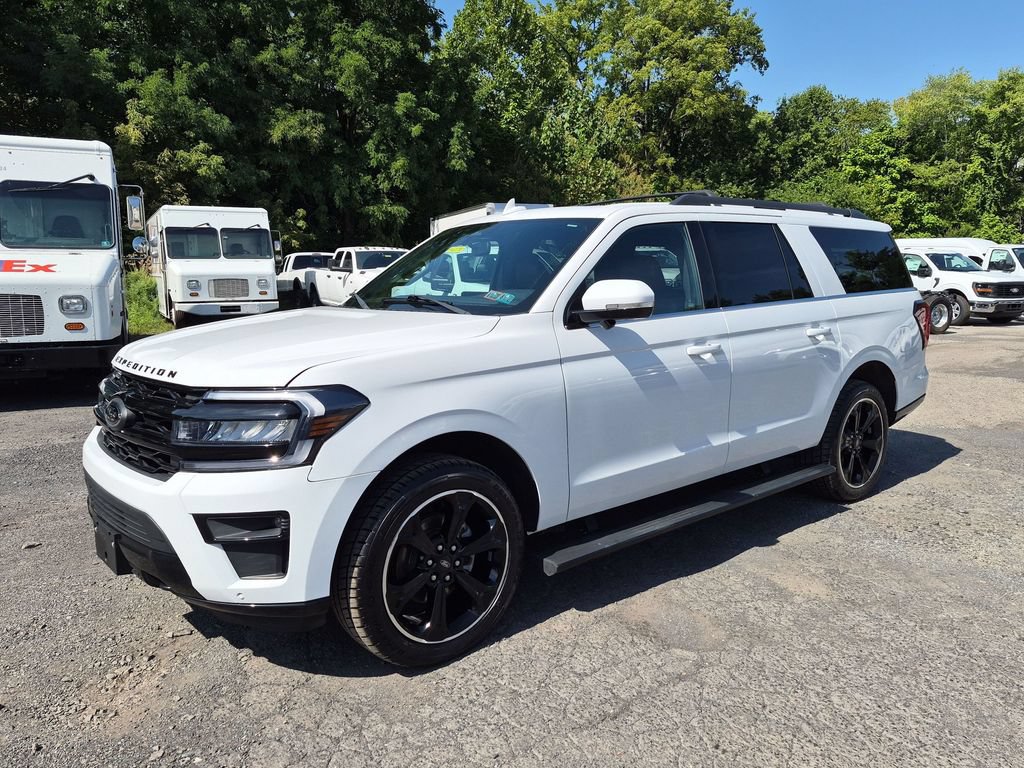 Certified 2023 Ford Expedition Max Limited AWD/4WD image 2
